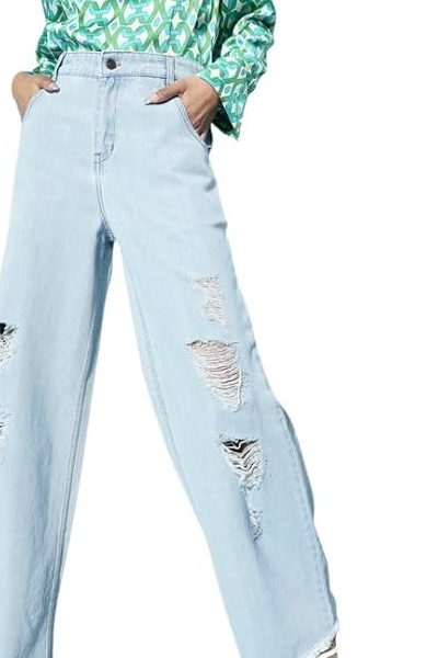 Women Ripped Straight Jeans